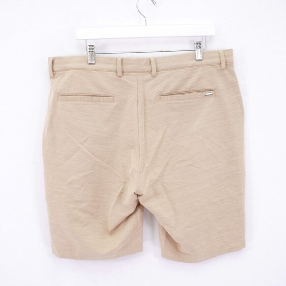 Greg Norman Tan Polyester Spandex Shorts 38 / 8.5 Mid Rise Tagged 36‎ - Picture 4 of 6